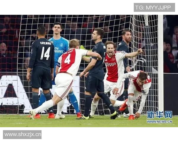 皇马与阿贾克斯激战成和比分揭晓精彩瞬间回顾 皇马与阿贾克斯激战成和比分揭晓精彩瞬间回顾