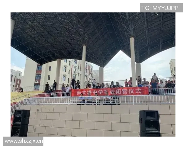 重庆极限运动队的拼搏之路:勇敢追梦的真实故事与奋斗纪实 重庆极限运动队的拼搏之路:勇敢追梦的真实故事与奋斗纪实