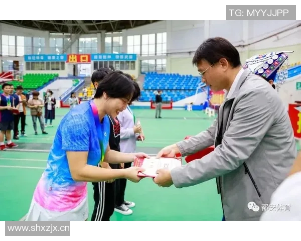 羽毛球的拼搏之路:杭州羽毛球队奋斗历程全景纪实 羽毛球的拼搏之路:杭州羽毛球队奋斗历程全景纪实